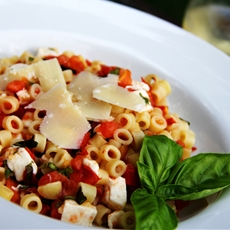 Roma ditalini with fresh mozzarella and basil