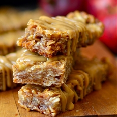 Chewy Peanut Butter Apple Granola Bars
